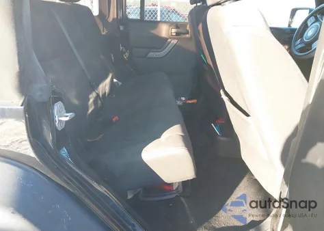 2016 Jeep Wrangler Unlimited Sport из США, поврежденный, VIN 1C4BJWDG7GL309344